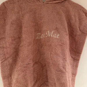 Badponcho met naam 100% Katoen badstof Pinkstone | te personaliseren met naam