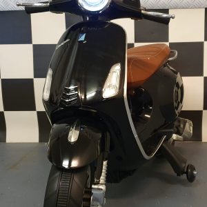 Elektrische Vespa kinderscooter Primavera 12 volt metallic zwart