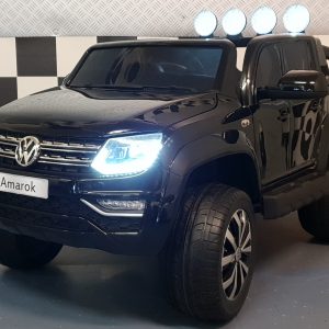 VW Amarok kinderauto 4WD 2x12V 2.4G RC metallic zwart