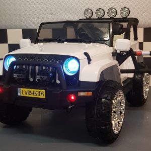 2 persoons kinderjeep 2X12V 2.4G RC bediening 4WD wit